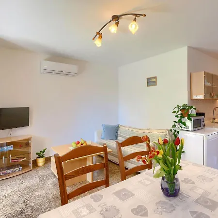 Holiday home House Eric&paolo By Interhome